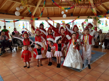Rosenmontagsfeier mit der Tanztourbine Menden 12.02.2018